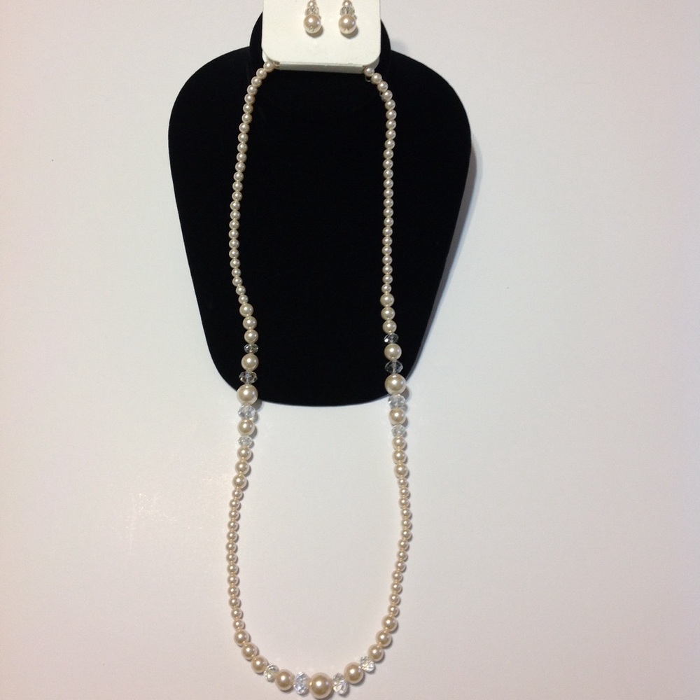 Pearl necklace set